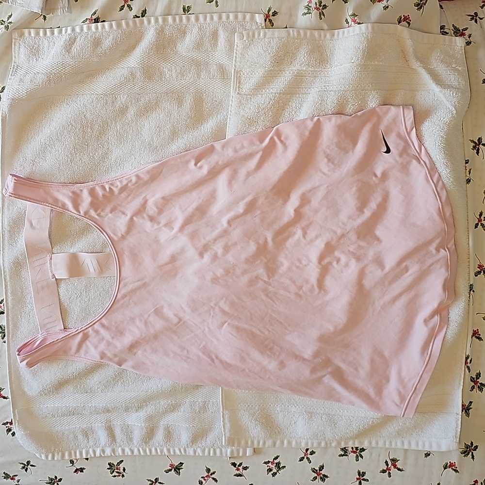 Nike workout tank